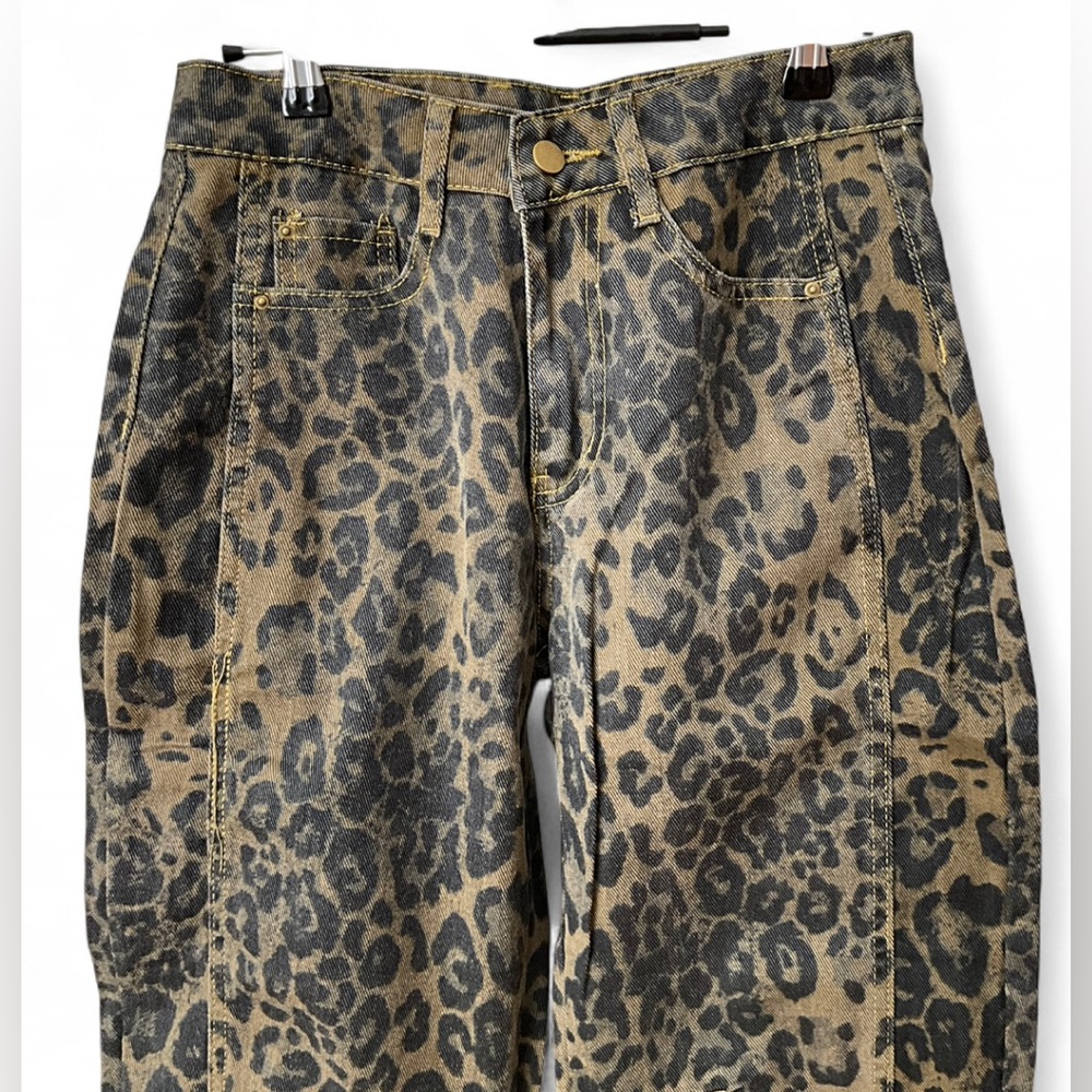 SOLD🥳NEW BARREL Y2K | SZ S | High Rise Slouchy Ankle Cropped Denim Leopard Jeans - Picture 6 of 11